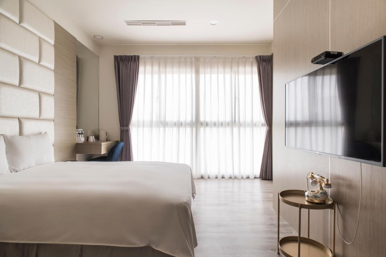 Whoops Hotel Đài Trung Ngoại thất bức ảnh