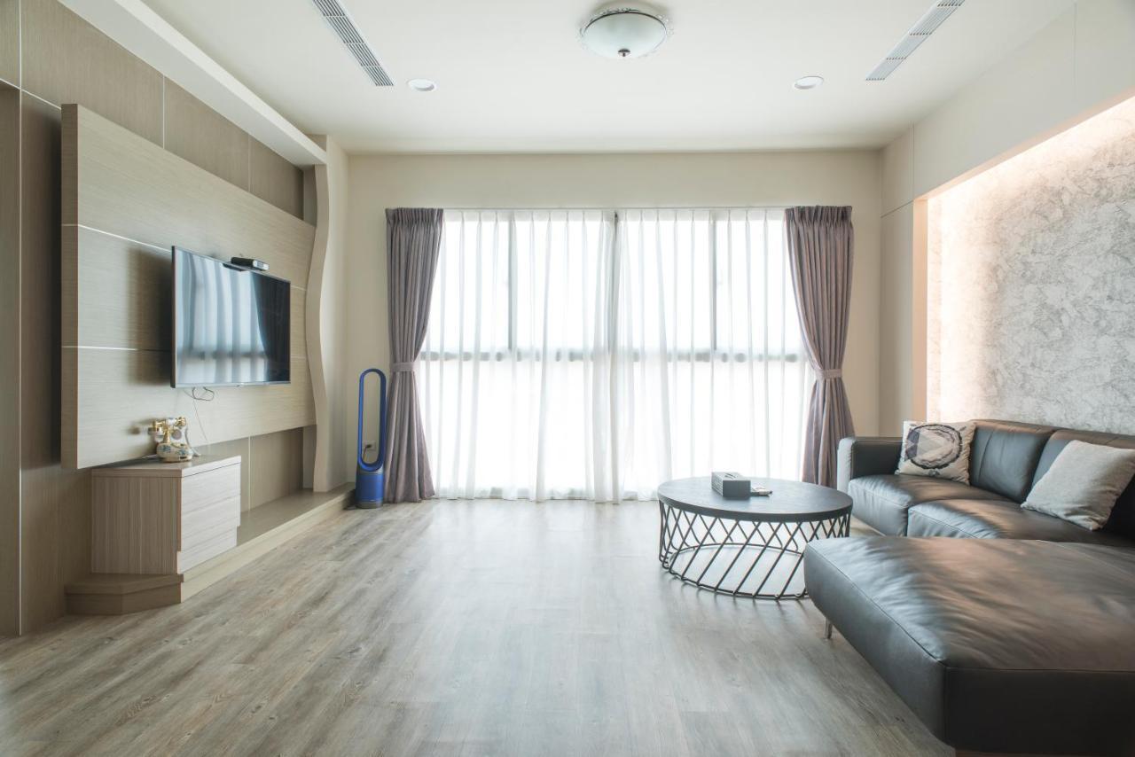 Whoops Hotel Đài Trung Ngoại thất bức ảnh