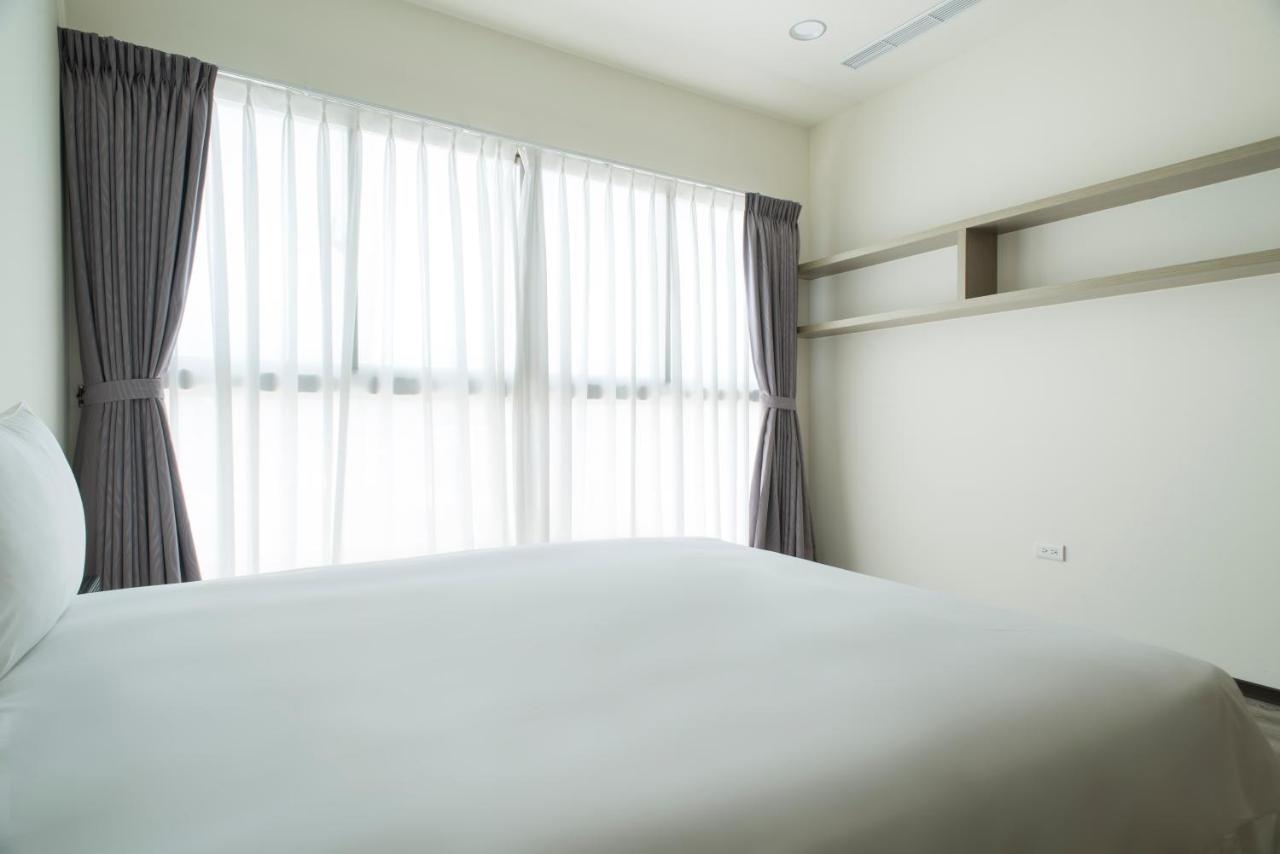 Whoops Hotel Đài Trung Ngoại thất bức ảnh