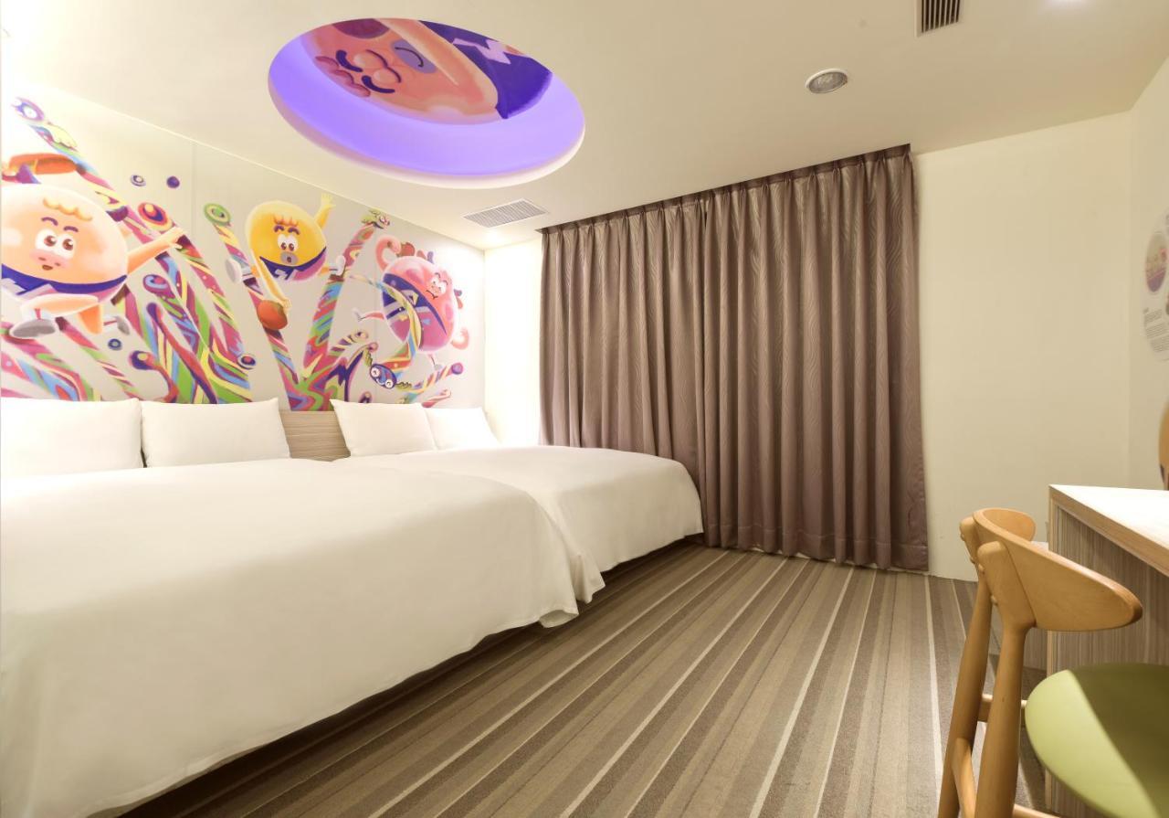 Whoops Hotel Đài Trung Ngoại thất bức ảnh