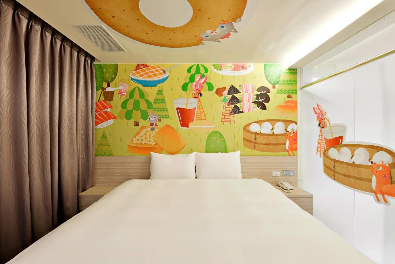 Whoops Hotel Đài Trung Ngoại thất bức ảnh